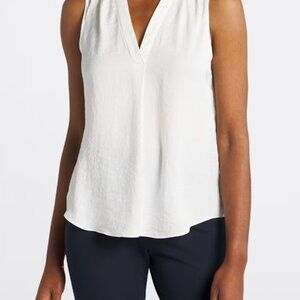 Vince Camuto Sleeveless V-Neck Rumple Blouse, White, L